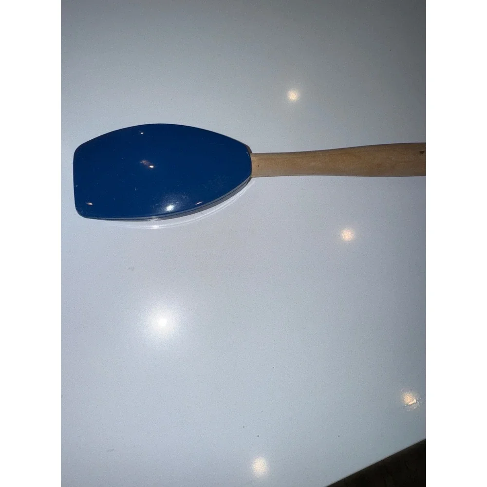 Le‎ Creuset Silicone Spoonula Blue Wood Handle Baking Cooking Kitchen